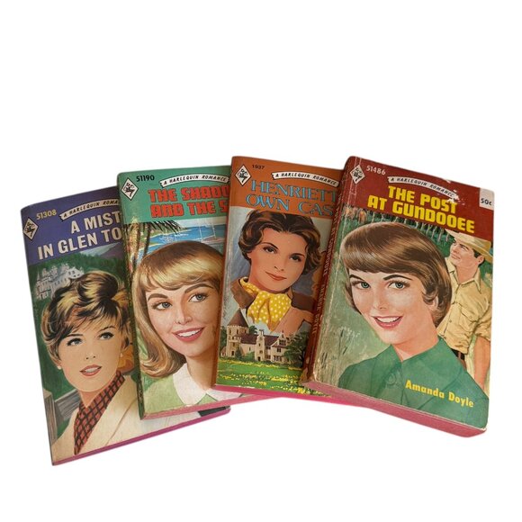 Vintage Other - 1960-1970's Harlequin Romance Novels